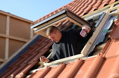 Pose de fenêtres de toit Velux à Lindebeuf